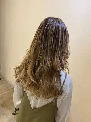 カラー 郁弥モテショート💕 髪質改善ストレートのヘアスタイル