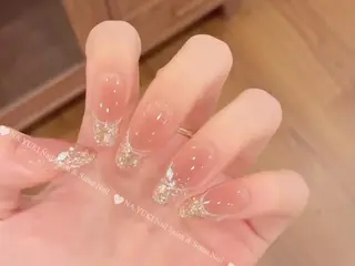 ネイル Mina. 🦢のネイルデザイン