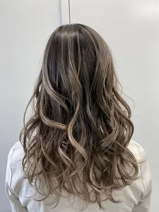 ロング カラー 【公式】amble luxe池袋東口🩷のヘアスタイル