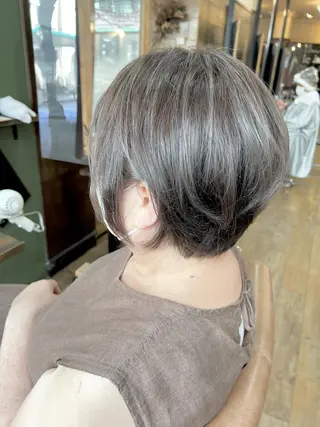 ショート カラー SHIAN 八王子 🦋小林 美羅🦋のヘアスタイル