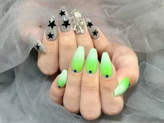 ネイル Nail Salon KURELLYのネイルデザイン