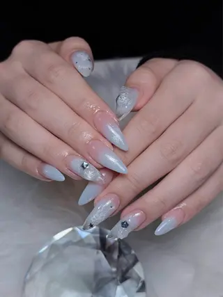 ネイル Julli NailStudioのネイルデザイン