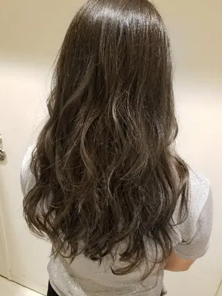 ロング カラー 辻 竜也　のヘアスタイル