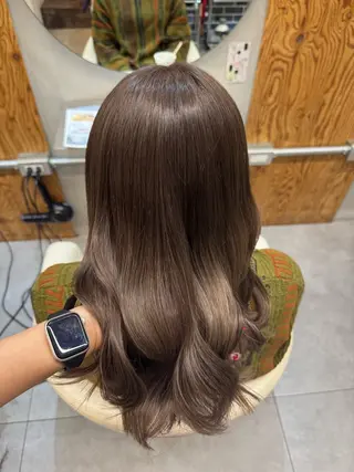 ロング カラー ハイトーン縮毛/縮毛 なーな🎀🤍のヘアスタイル