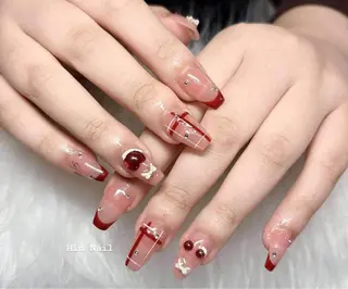 ネイル Hin Nailsのネイルデザイン
