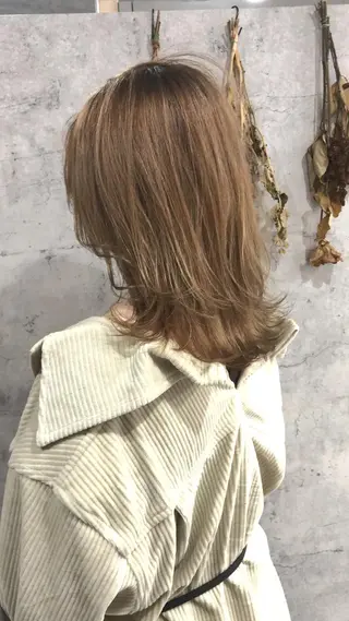 セミロング カラー ウルフ/デザイン/ 大阪/タカハシユウキのヘアスタイル