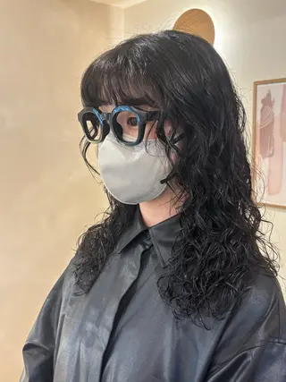 セミロング パーマ シンバヒナノ/パーマ レイヤー/髪質改善のヘアスタイル