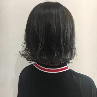 ミディアム カラー Freez狭間 裕美のヘアスタイル