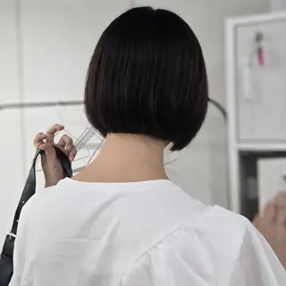 ショート 艶髪縮毛矯正×透明感 カラー◎mikuのヘアスタイル