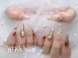 ロング Beryl Nail 新大久保のネイルデザイン