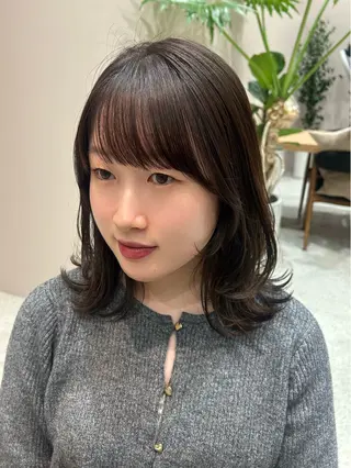 ミディアム カラー 浅倉栞 /透明感カラーのヘアスタイル