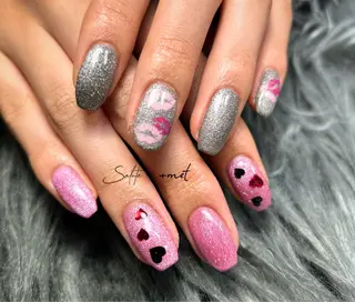 ネイル 渋谷 怜奈のネイルデザイン