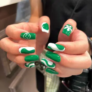 ネイル 個性派ネイル 🌼 ハルカ ♡の眉毛・アイブロウイメージ