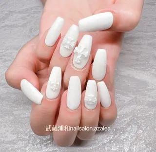 ネイル R inのネイルデザイン