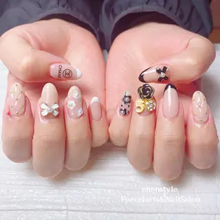 ミディアム ネイル 🐾enen style 🐾のネイルデザイン