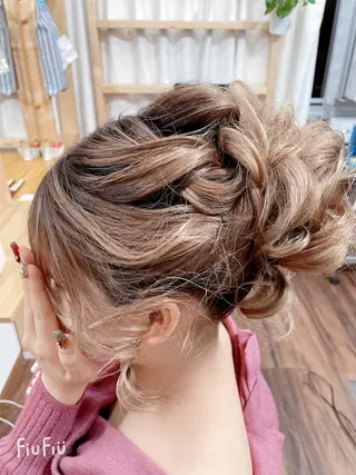 ロング ヘアアレンジ 池谷 久美子のヘアスタイル