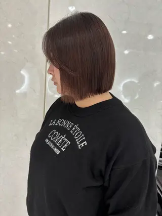 ショート レイヤーカット🤍 seriraのヘアスタイル