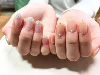 ネイル kiii.__ ✴︎*のネイルデザイン