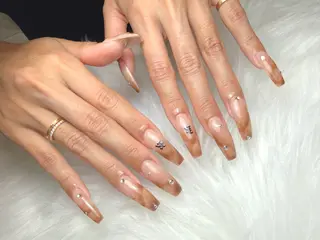 ネイル Li'leaNail AINAのネイルデザイン