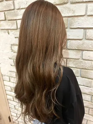 ロング カラー Saako/髪質改善 /耳つぼジュエリーのヘアスタイル