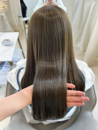 セミロング カラー ﾐﾚｲ/ﾐﾙｸﾃｨｰ ｶﾗｰ/梅田美容室のヘアスタイル