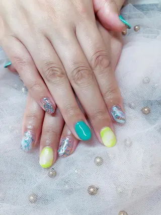 ネイル マジック ミラーのネイルデザイン