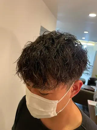 ショート パーマ メンズ 伊丹Pilina 山田のヘアスタイル
