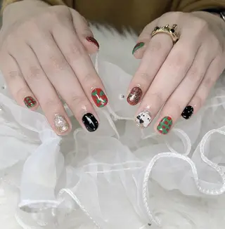 ネイル Shis_🦄shi 韓国風キラキラネイルのネイルデザイン