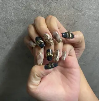 ネイル nailstudio eviz新宿店のネイルデザイン