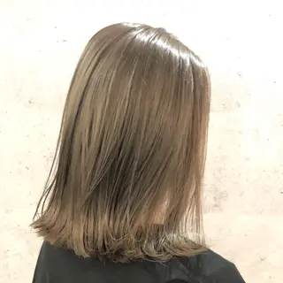 セミロング カラー 髪質改善で 憧れの潤艶美髪にのヘアスタイル