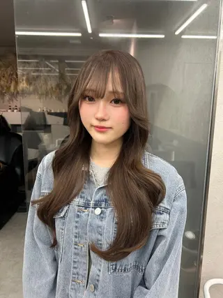 カラー あ い か 🎀 レイヤーカットのヘアスタイル