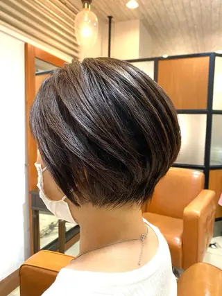ショート くびれショート・ボブ カットorパーマ特化のヘアスタイル