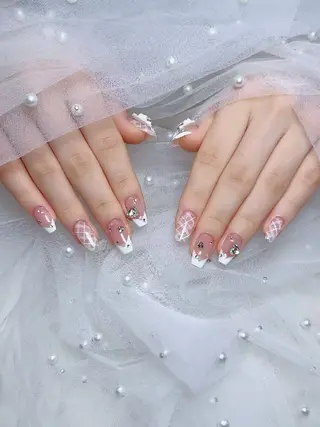 ネイル ENsalon AKIRAのネイルデザイン