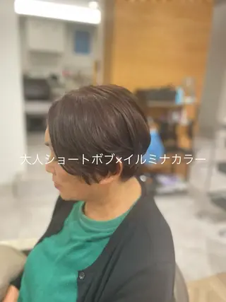 ショート カラー やまこし 美裕樹のヘアスタイル