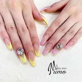 ネイル Miimo💅🏻 ほのか ·͜·♡のネイルデザイン
