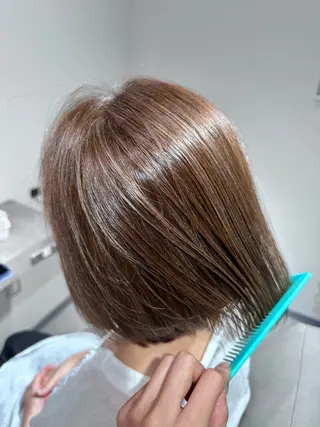 ショート 脱白髪染め美容師 竹内涼乃のヘアスタイル