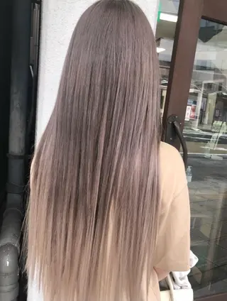 カラー ダブルスキルエクステ /羽エクステ白石宇由のヘアスタイル