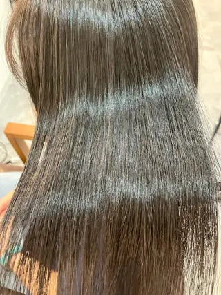 セミロング カラー ヘアアレンジ キッズ 横浜関内髪質改善 re:Magoのヘアスタイル