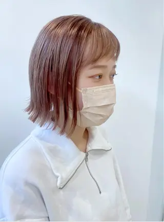 ショート カラー 小顔レイヤー/ ベージュ🤍Rieのヘアスタイル