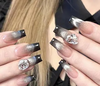 ネイル Pure&Rich Nailのネイルデザイン