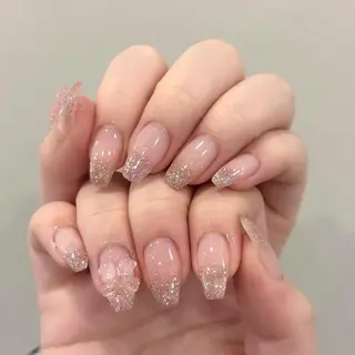 ネイル T&Bネイル 多喜日向のネイルデザイン