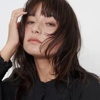セミロング カラー ELU.☁️ ARIのヘアスタイル