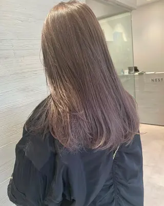 ロング カラー サキ🤍ハイトーン 🩰くびれ巻きヘアのヘアスタイル