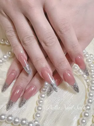 ネイル Bella Nail Salonパラジェルのネイルデザイン