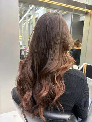 ロング 🫧バレイヤージュ/ ハイトーン/ミズキのヘアスタイル
