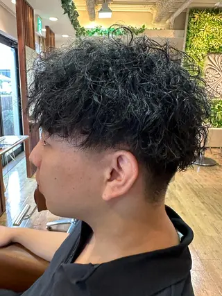 ショート パーマ バグスドゥア所属・中尾 陸のヘアスタイル