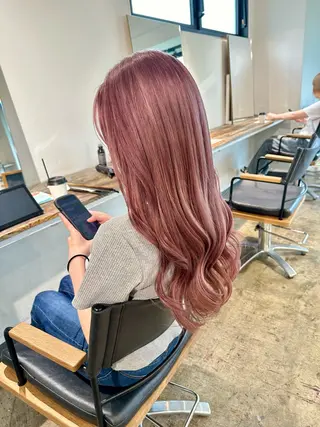 ロング カラー ✨艶ブリーチカラー ✨四ノ宮裕己のヘアスタイル