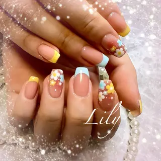 ネイル Lily*nail 🌻Mii🌻のネイルデザイン