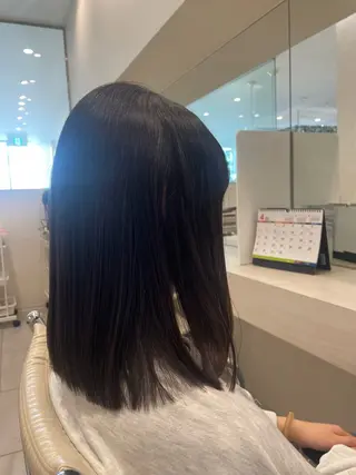 ミディアム 平 真亜里のヘアスタイル