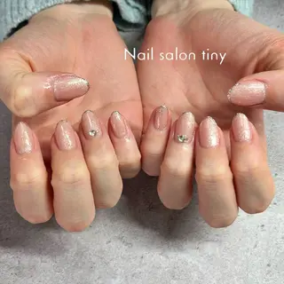 ネイル Nail salon tiny🩵のネイルデザイン